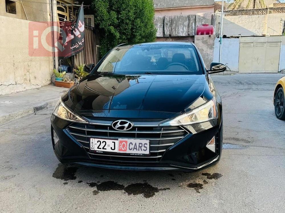 هیوندای ئەلەنترا